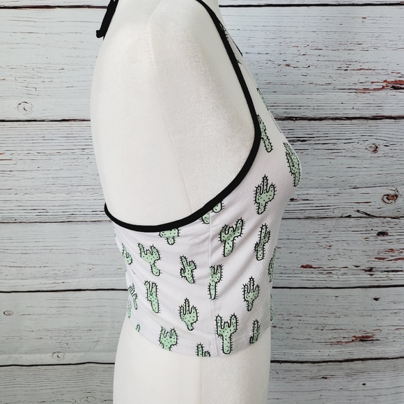 Forever21 Cactus Halter Crop Top - Picture 6 of 8